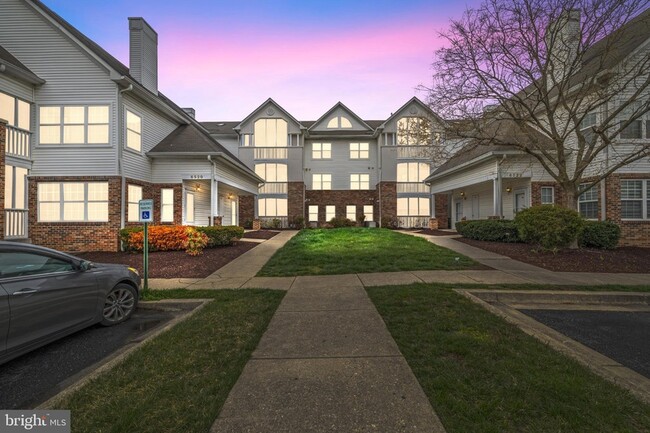 6520 Lake Park Dr, Unit 301A in Greenbelt, MD - Building Photo - Building Photo