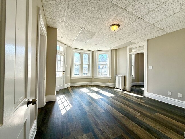 property at 162 S Potomac St