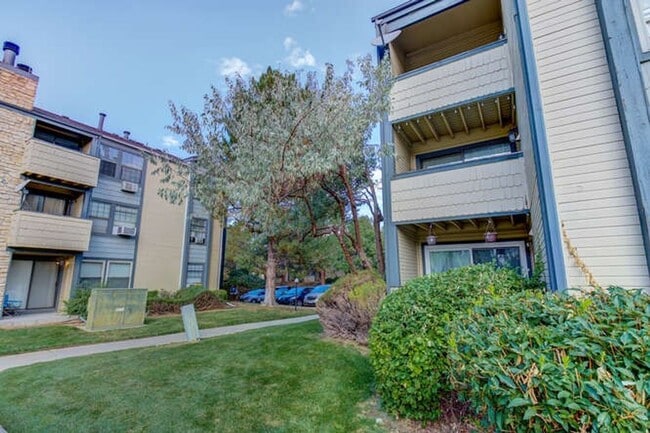 467 S Memphis Way in Aurora, CO - Building Photo - Building Photo