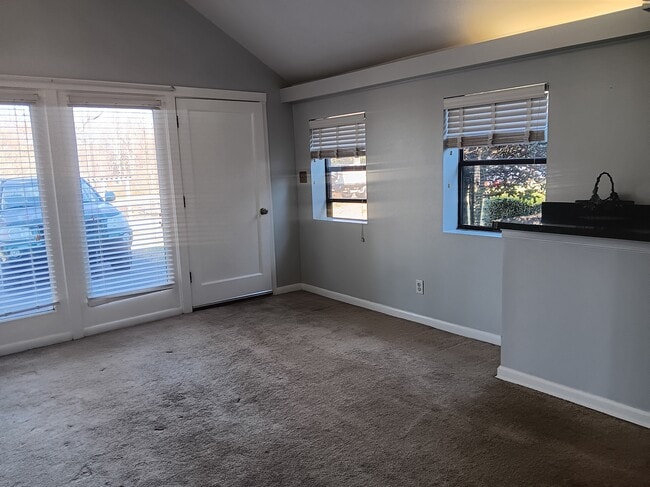 5117 McKamey Rd in Knoxville, TN - Building Photo - Building Photo