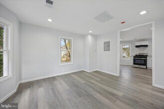 566 Rutherford Ave in Trenton, NJ - Building Photo - Building Photo