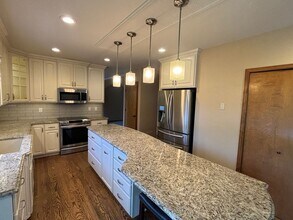 1225 Caldera Dr in Colorado Springs, CO - Building Photo - Building Photo