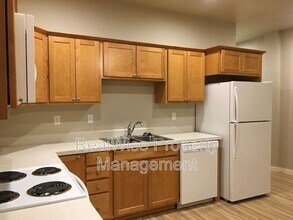 502 SW Evergreen Ave in Redmond, OR - Building Photo - Building Photo