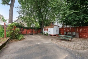 7 Howe St, Unit 1 in Boston, MA - Building Photo