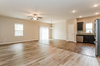 13 Easy Goer Ct in Cartersville, GA - Building Photo - Building Photo