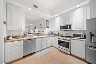 34 Harbour Isle Dr E in Fort Pierce, FL - Foto de edificio - Building Photo