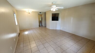 1411 N Hartford Ave in Russellville, AR - Building Photo - Building Photo
