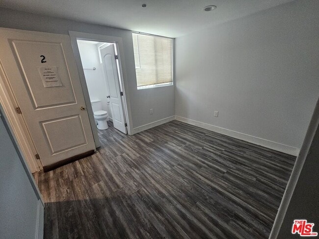 1608 W 36th Pl in Los Angeles, CA - Building Photo - Building Photo