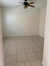 125 Harbors Way in Boynton Beach, FL - Foto de edificio - Building Photo