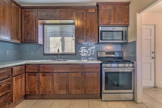 207 Del Mar Ave in Chula Vista, CA - Building Photo - Building Photo