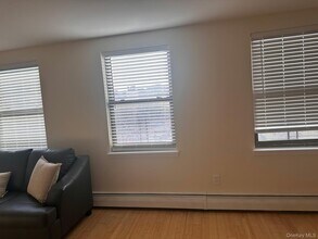 415 E 160th St in Bronx, NY - Building Photo - Building Photo