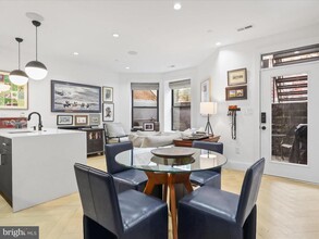 1462 Chapin St NW, Unit 1 in Washington, DC - Building Photo - Building Photo