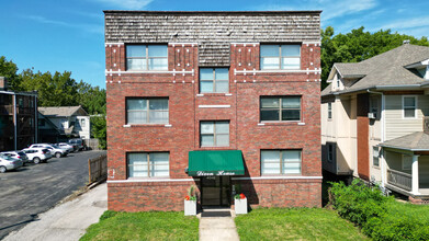 4042-4044 Harrison St in Kansas City, MO - Building Photo - Building Photo