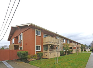 Carmel Park Apartments in Sunnyvale, CA - Building Photo - Building Photo