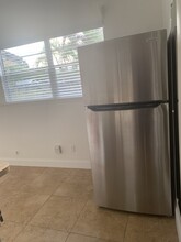 411 SW 19th St, Unit 3 in Fort Lauderdale, FL - Building Photo - Building Photo