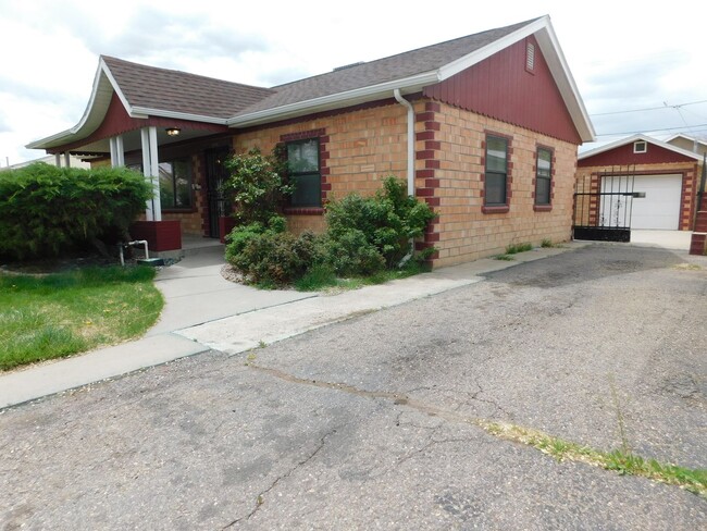1373 N 23rd St in Grand Junction, CO - Foto de edificio - Building Photo