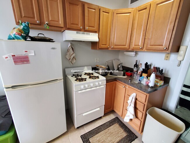 property at 546-548 Columbus Ave