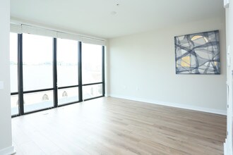 Berkshire 15 in Washington, DC - Foto de edificio - Interior Photo