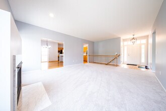 16920 81st Pl N in Osseo, MN - Building Photo - Building Photo