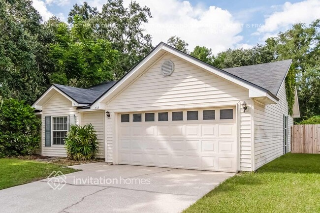 8313 Lakemont Dr in Jacksonville, FL - Building Photo - Building Photo