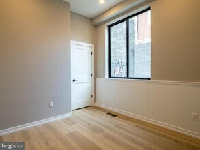 769 S 10th St in Philadelphia, PA - Building Photo - Building Photo