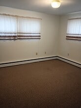 445 Schaeffer Rd in Lebanon, PA - Foto de edificio - Building Photo