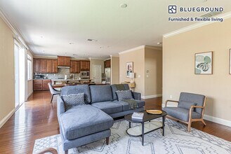 5018 Osborne Cir in Dublin, CA - Building Photo - Building Photo