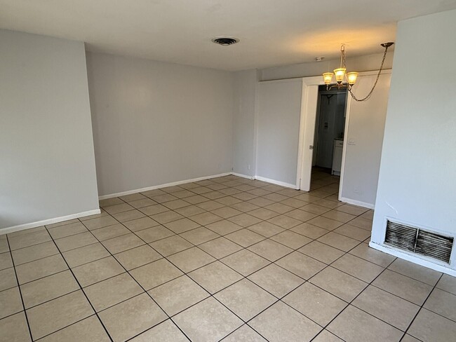 905 S G St in Lake Worth Beach, FL - Building Photo - Building Photo