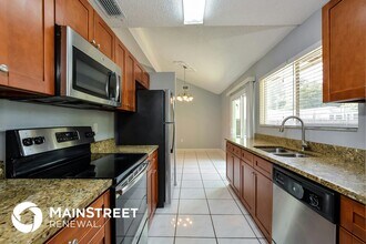 2097 Fallon Blvd NE in Palm Bay, FL - Building Photo - Building Photo