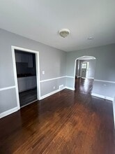 2833 Sunset Dr in Baltimore, MD - Building Photo - Building Photo