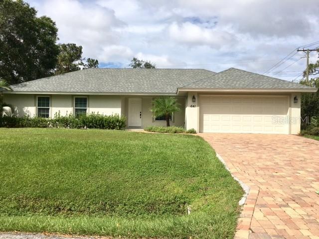 641 Constance Rd in Venice, FL - Building Photo