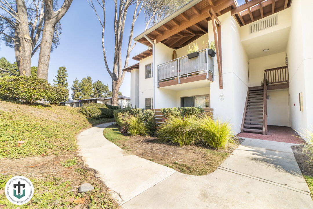 1730 El Camino Real in Encinitas, CA - Foto de edificio