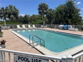 13502 Siesta Pines Ct in Ft. Myers, FL - Building Photo - Building Photo