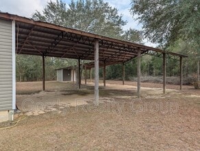 2863 Gardenview Rd in Alford, FL - Building Photo - Building Photo
