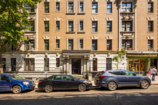 702-704 Amsterdam Ave in New York, NY - Building Photo - Building Photo