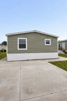 1653 Hogue Ave in Apopka, FL - Building Photo