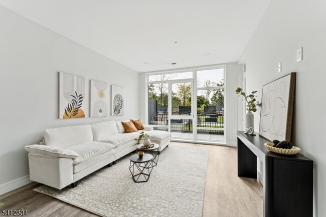 property at 140 W Webster Ave