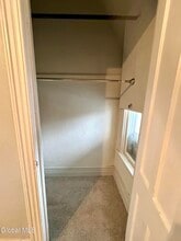 39 1/2 Milton Ave in Amsterdam, NY - Building Photo - Building Photo