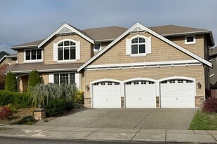 17124 6th Avenue W in Lynnwood, WA - Building Photo