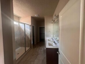 1741 Valle Vista Rd NW in Los Lunas, NM - Building Photo - Building Photo