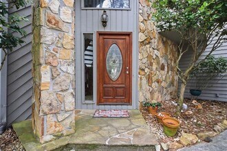 530 Matterhorn Way in Alpharetta, GA - Building Photo - Building Photo