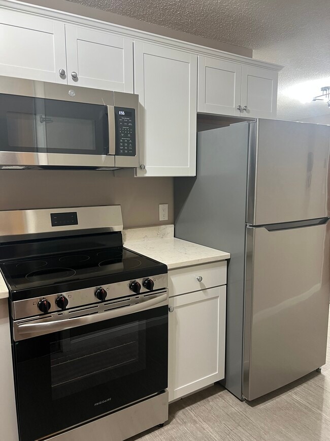 35 Prospect St, Unit 35 Prospect St # 102 in Woburn, MA - Building Photo - Building Photo