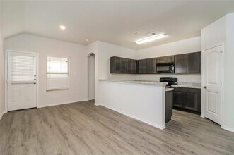 8309 Tree Ln in Fort Worth, TX - Building Photo - Building Photo