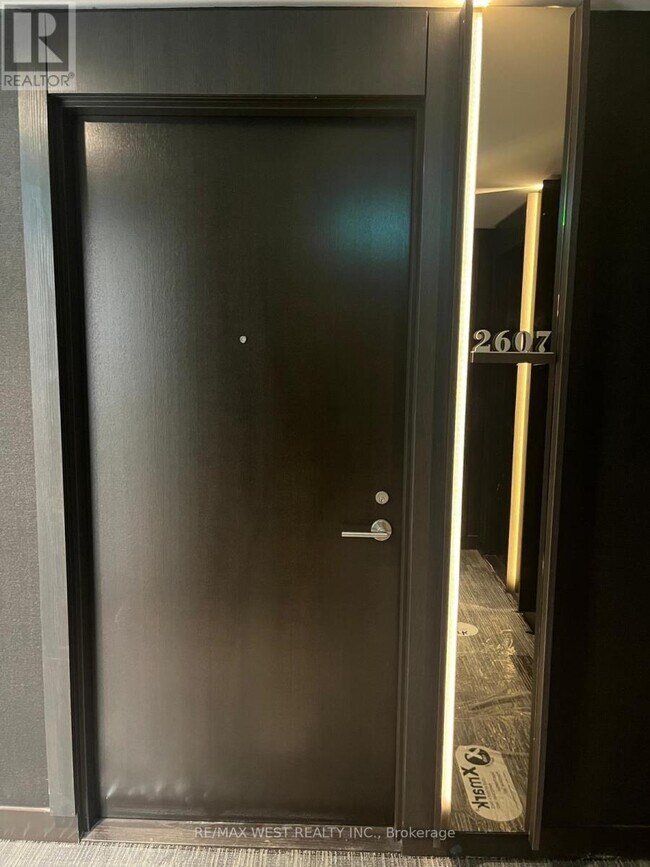 property at 11-2611 Yorkville Ave