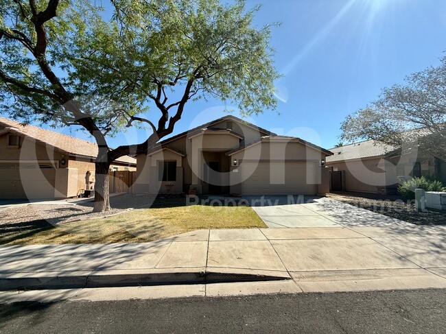 property at 2021 E Caldwell St