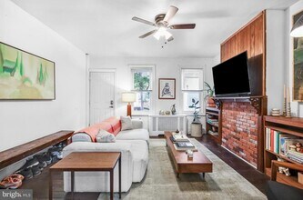 1627 Cadwallader St in Philadelphia, PA - Building Photo - Building Photo
