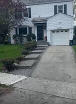218-29 85th Ave in Queens, NY - Building Photo