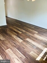 402 E Furman Dr in Sterling, VA - Building Photo - Building Photo