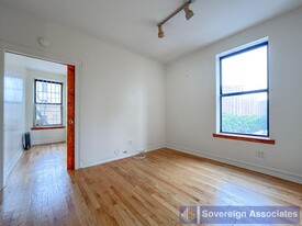 122 La Salle St, Unit 9 Apartamentos