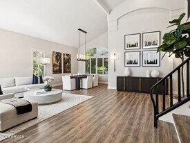 6414 E Monte Cristo Ave in Scottsdale, AZ - Building Photo